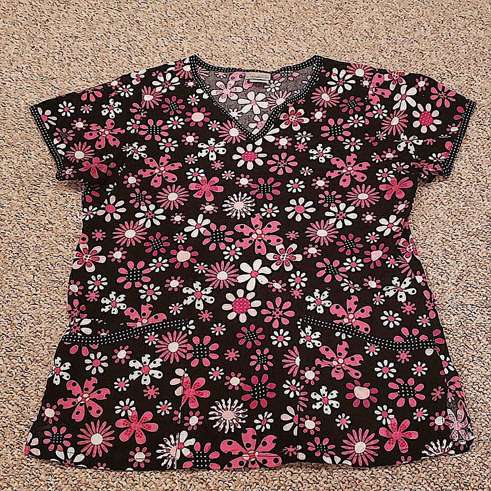 Willow Brook nursing top